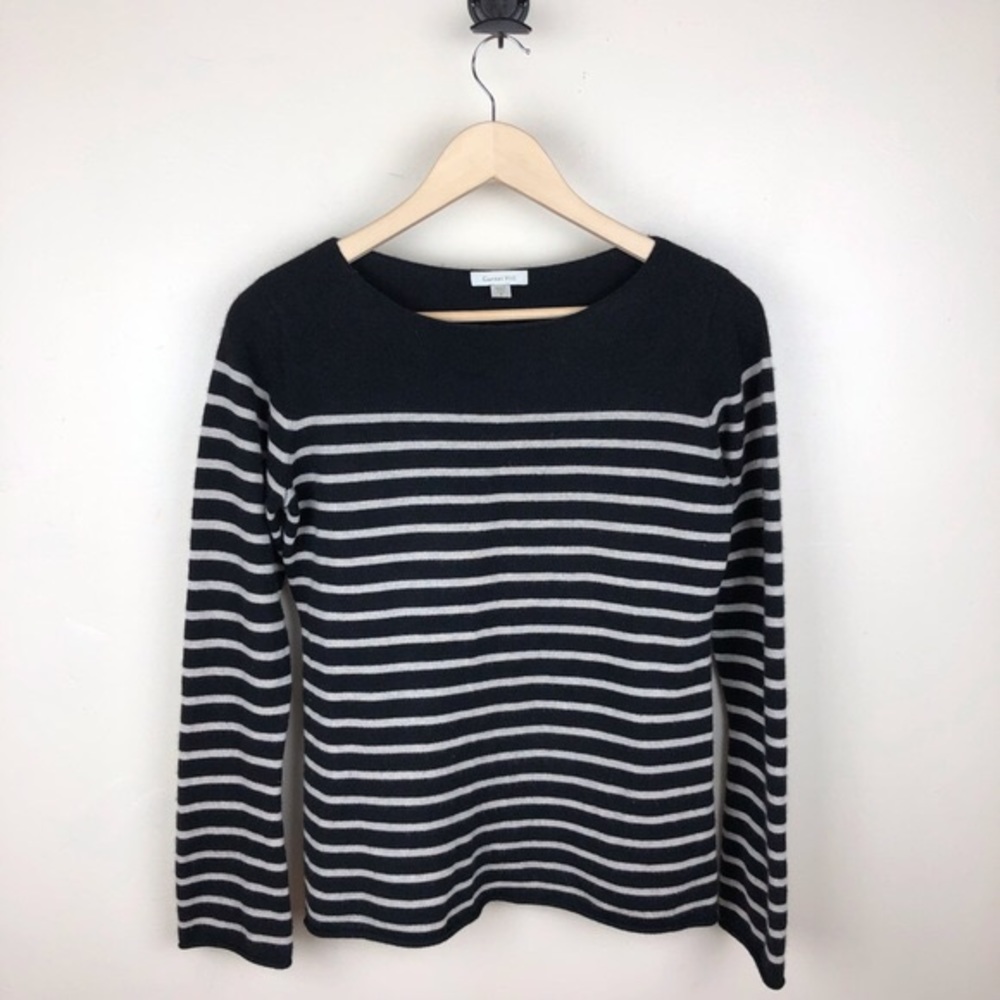 B&aw STRIPED SWEATER!!
